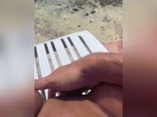 Beach Squirt - Valalta gif