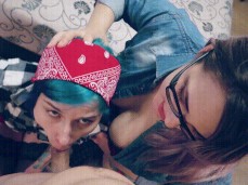 GUIDE TO DOUBLE BLOWJOB (Tip 4.2) gif