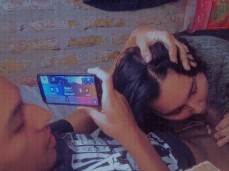 Mamando verga a mi amigo mientras juega free fire gif