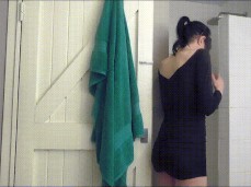 尿在上面得感觉很爽 gif