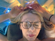 💦🕶️ GOZANDO NOS ÓCULOS E NA CARA 🕶️💦 gif