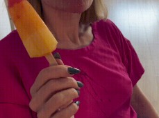 I don't remember when she finished her ice cream last time. thumbnail I don gif