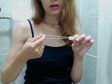 lily tampon gif