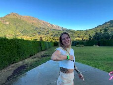 AMAZING GIRL! 🔥 gif