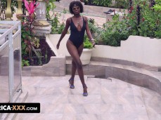 MY PUSSY LOVE IT 🔥 gif