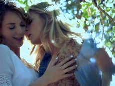 ✓ Scarlet Red,Blake Eden sexonly.top/trrltit gif