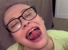 Autumnmoonxx sexy tongue! gif