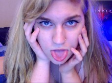 Jaybbgirl Spit+Tongue Fetish gif