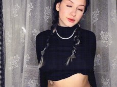 beauty masturbates through pantyhose gif