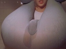 zorra chorreando en leggings gif