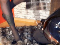 kneel infront of a goddess gif