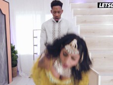 Yasmina Khan Plunge into pussy gif