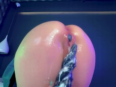 egg squirt gif