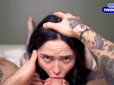 Soles Pose BJ - Nikky Dandeli gif