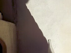 une bouteille dans le cul gif