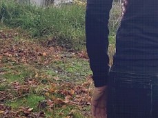 she pees in her jeans on a highway rest area (