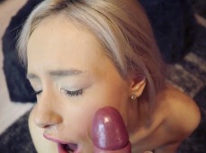 Cum on Annareyhorny gif