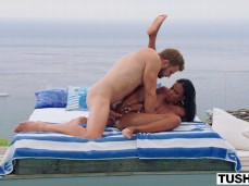 Samanta Cruz, foda anal ao ar livre gif