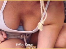 downblouse cleavage gif