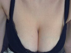downblouse cleavage huge tits gif