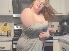 dance in the kitchen gif