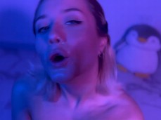blowjob quenn gif