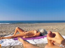 Voyeur handjob gif