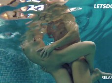 garian Amateur Anita Bellini Fucked Underwater By Big Dick Stud gif