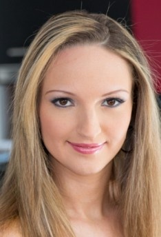 Melanie Taylor thumbnail