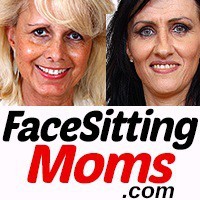 facesitting-moms