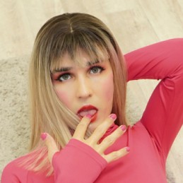 SissyMilana