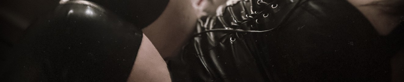 KinkyMika
