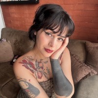 Ariane Kimiko Oficial