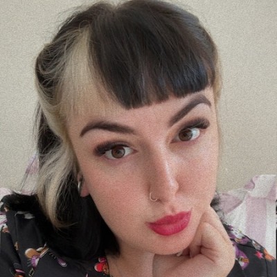 ultraxvi0let's profile picture