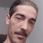 Manuel le timide chaude