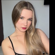 Des stars du porno sexys à poil dans des longs-métrages pornos ...