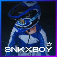 Sneakxboy