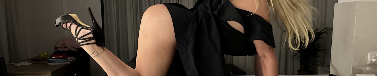 horny nordic girl