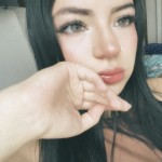 Model TianaGlow