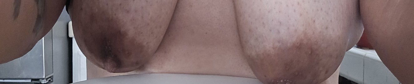 ThickBlondeTattedVee