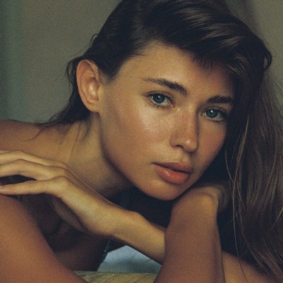 Anna Ralphs - Official Profile | Fanhub