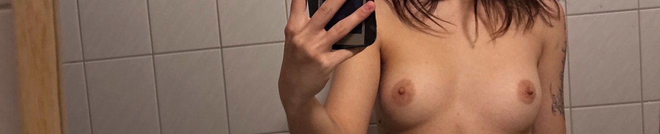 elliegothchick