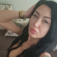 Ivana Ray