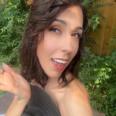 Scarlett Foxx