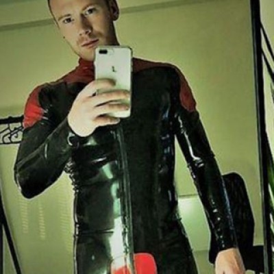 Rubberdom69's profile picture