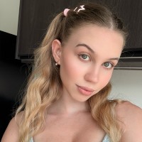 Molly Lovnse