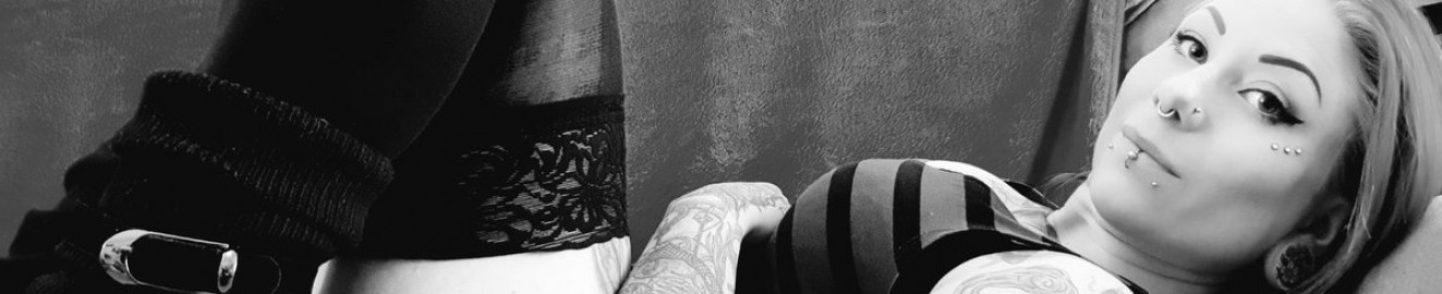 TattedMilfyMama