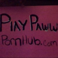 Playpaww