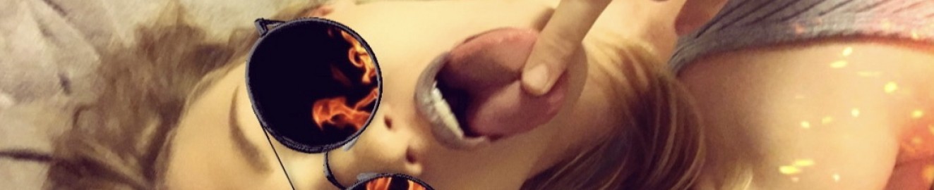 FreakyBlonde