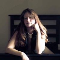 Лиа уссади лессер. Лиа Уссади-Лессер lya Oussadit-Lessert. Лиа Уссади-Лессер Возраст. Lya ouassadit Lessert актриса